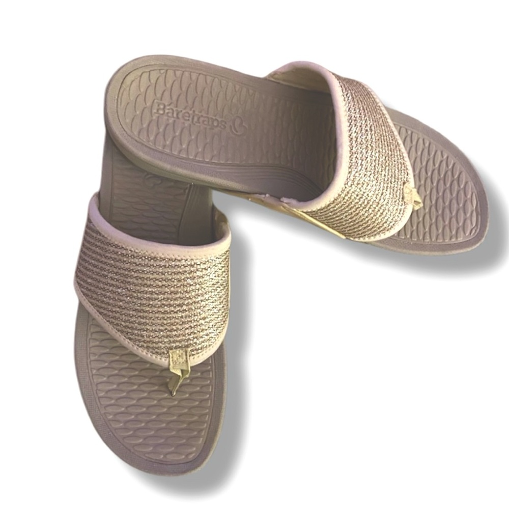 BARETRAPS Dasie Metallic Slip-On Thong Sandals